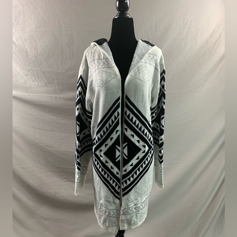 LAST ONE 🔥 Geo Pattern Open Front Hooded Cardigan - Picture 7 of 10